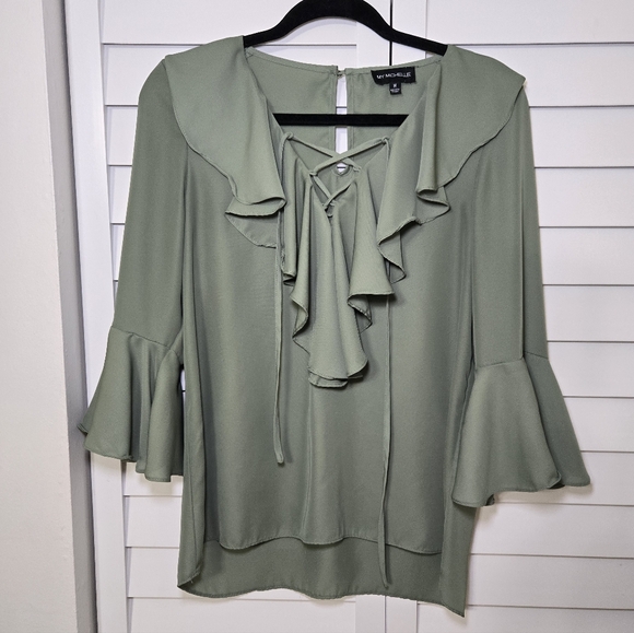 My Michelle Sage Ruffle Blouse Size M - Picture 2 of 10
